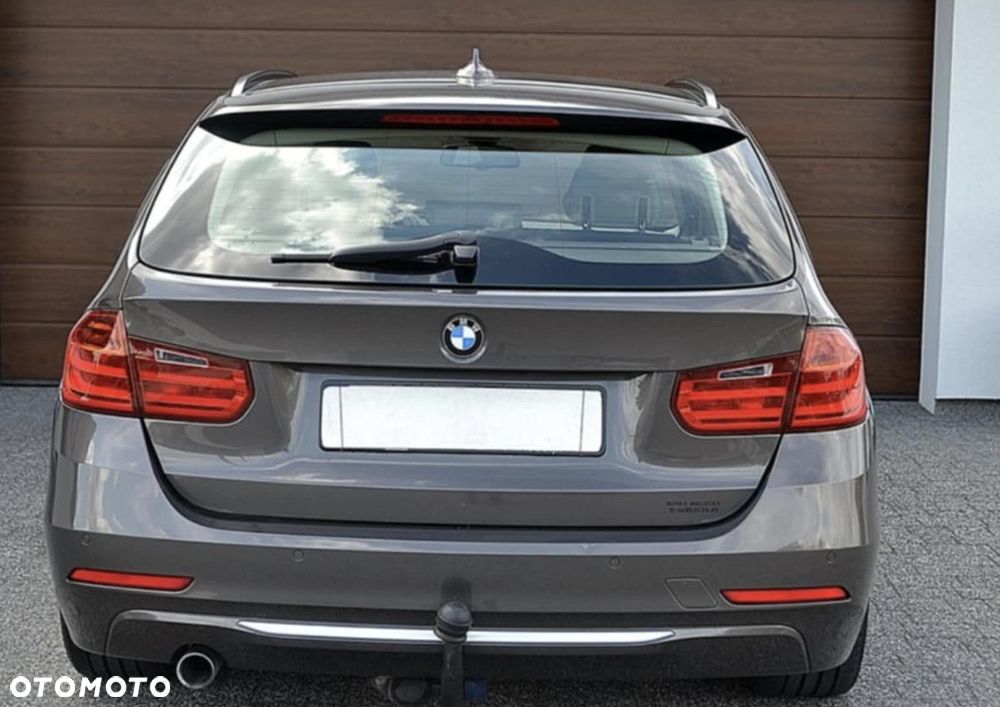 BMW Seria 3 318d Modern Line - 11