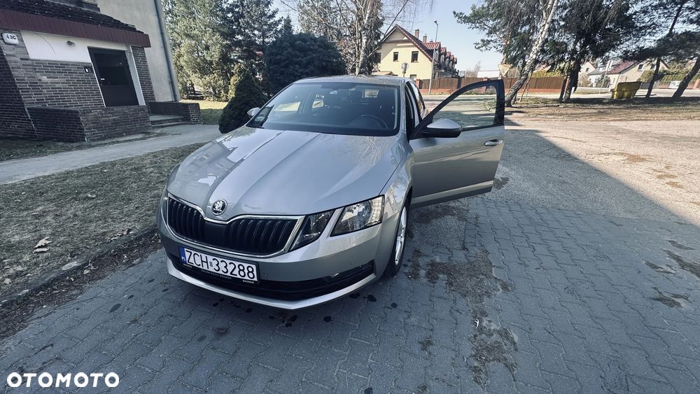Skoda Octavia 1.4 TSI Business - 13