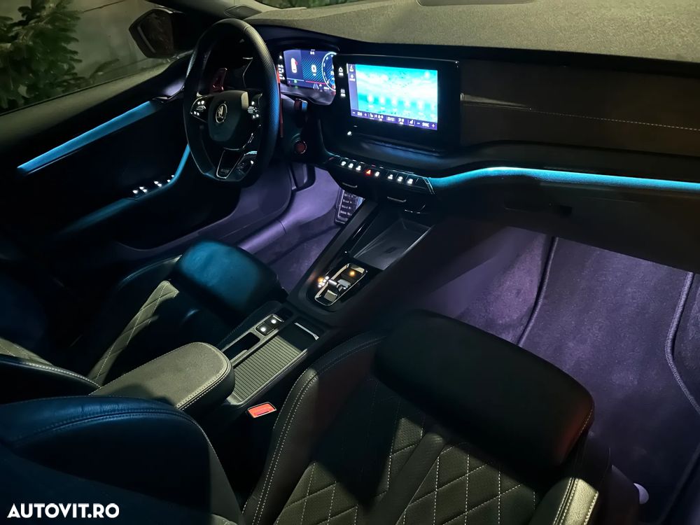 Skoda Octavia 2.0 TSI DSG RS - 39