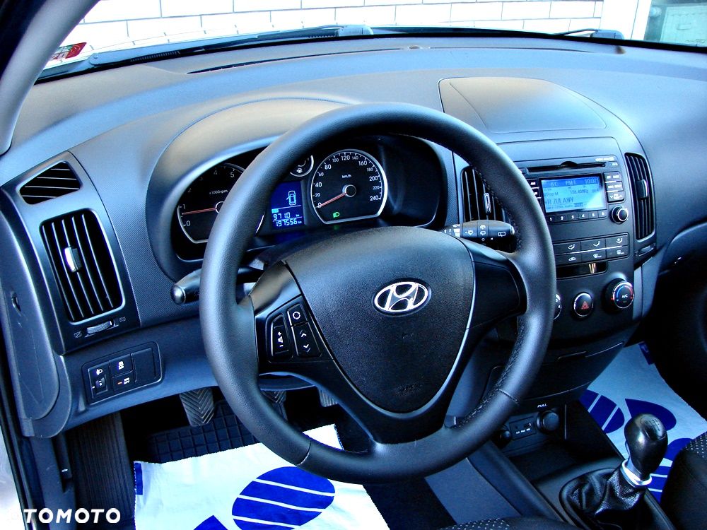 Hyundai i30 i30cw 1.4 blue Comfort - 20