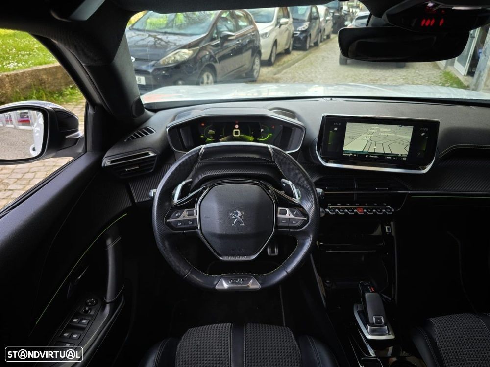 Peugeot 2008 1.2 PureTech GT Line EAT8 - 7