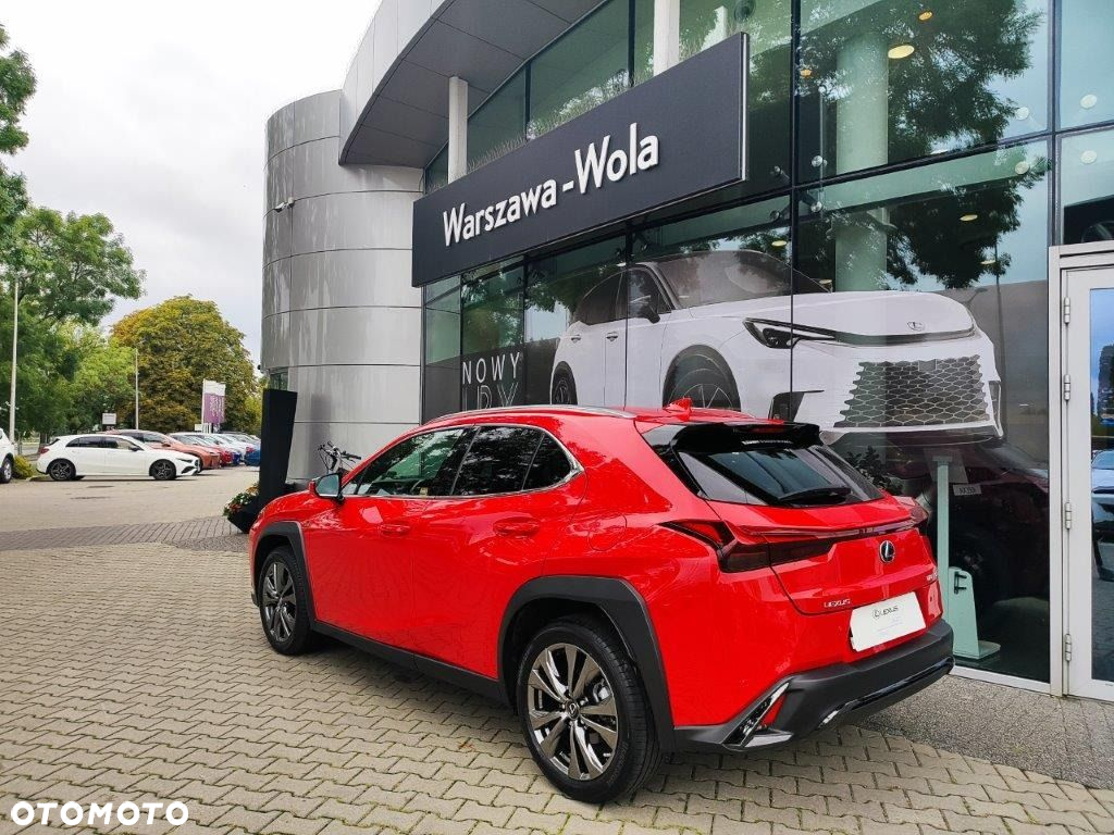 Lexus UX - 7