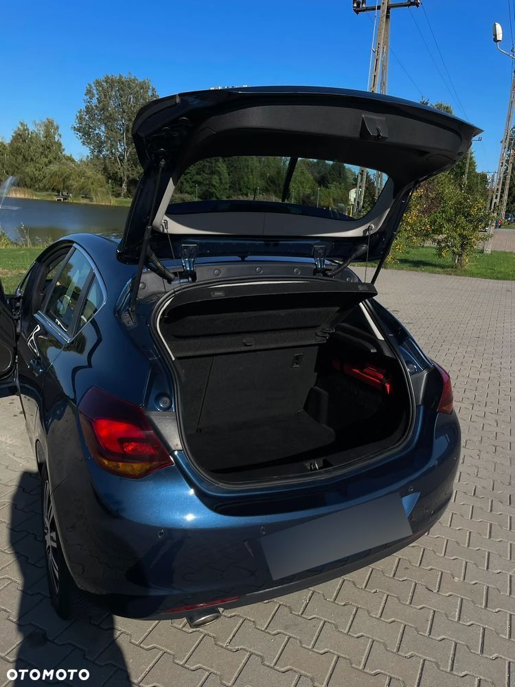 Opel Astra IV 1.4 T Sport - 23