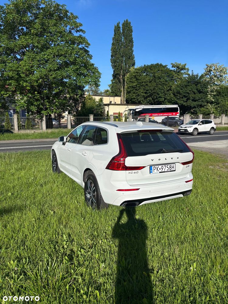 Volvo XC 60 D3 R-Design - 4