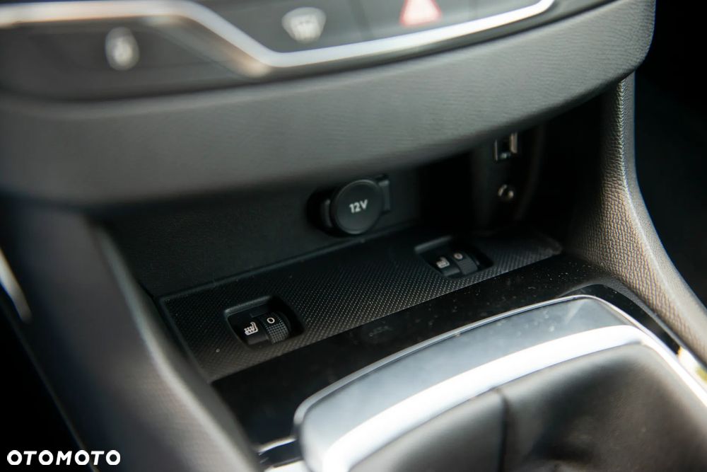 Peugeot 308 1.2 PureTech Access EU6 - 34