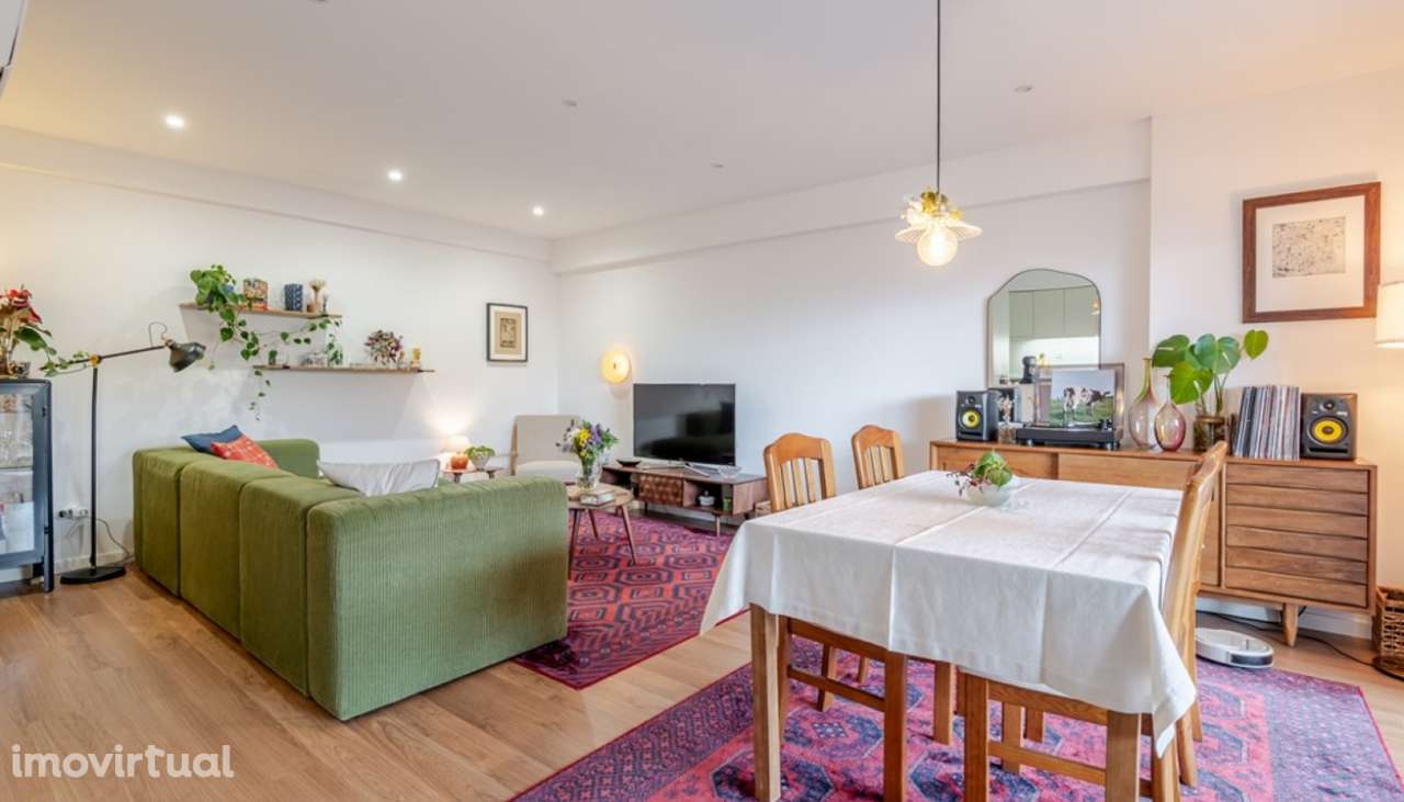 Apartamento T2 com varanda coberta à venda em Paranhos no Porto - Grande imagem: 2/23