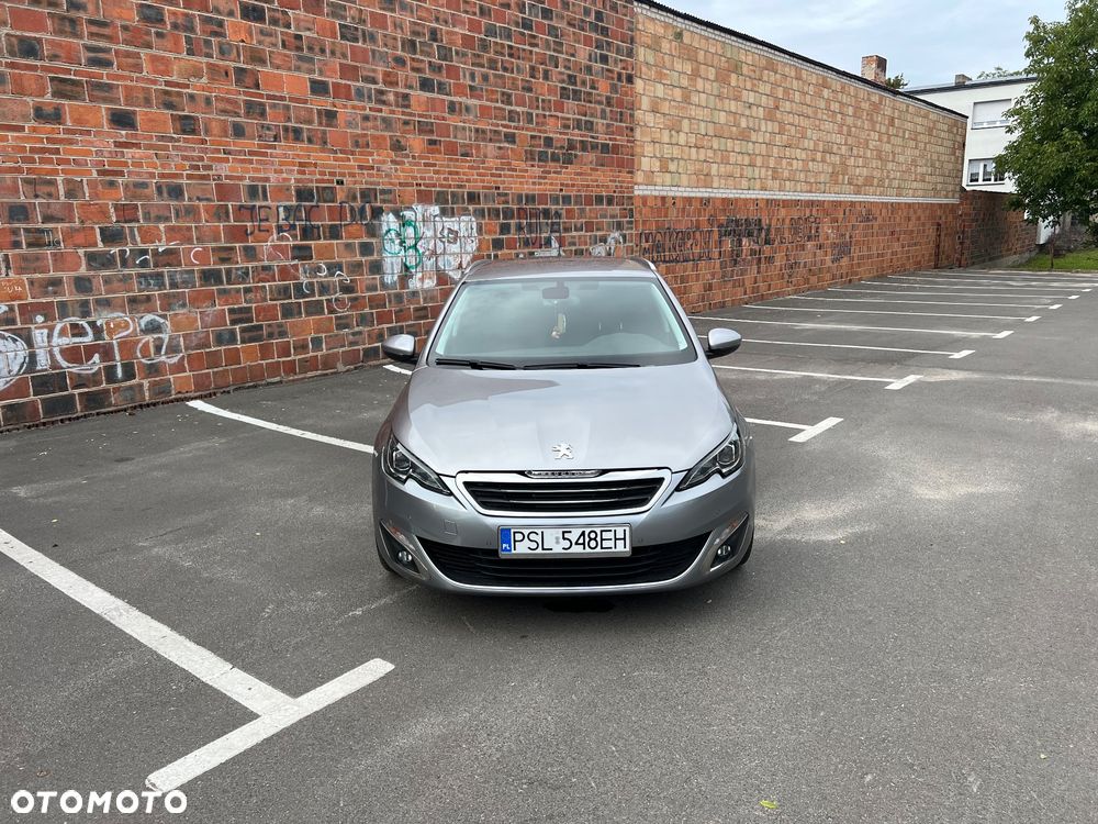 Peugeot 308 1.6 BlueHDi Allure S&S - 11