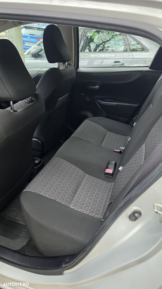 Toyota Yaris 1.33 L Dual VVT-i 5D Luna - 8