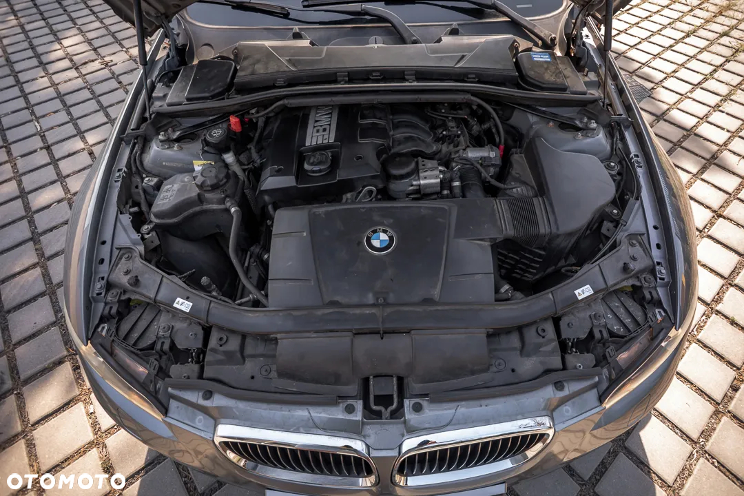 BMW Seria 3 320i Coupe M Sport Edition - 17