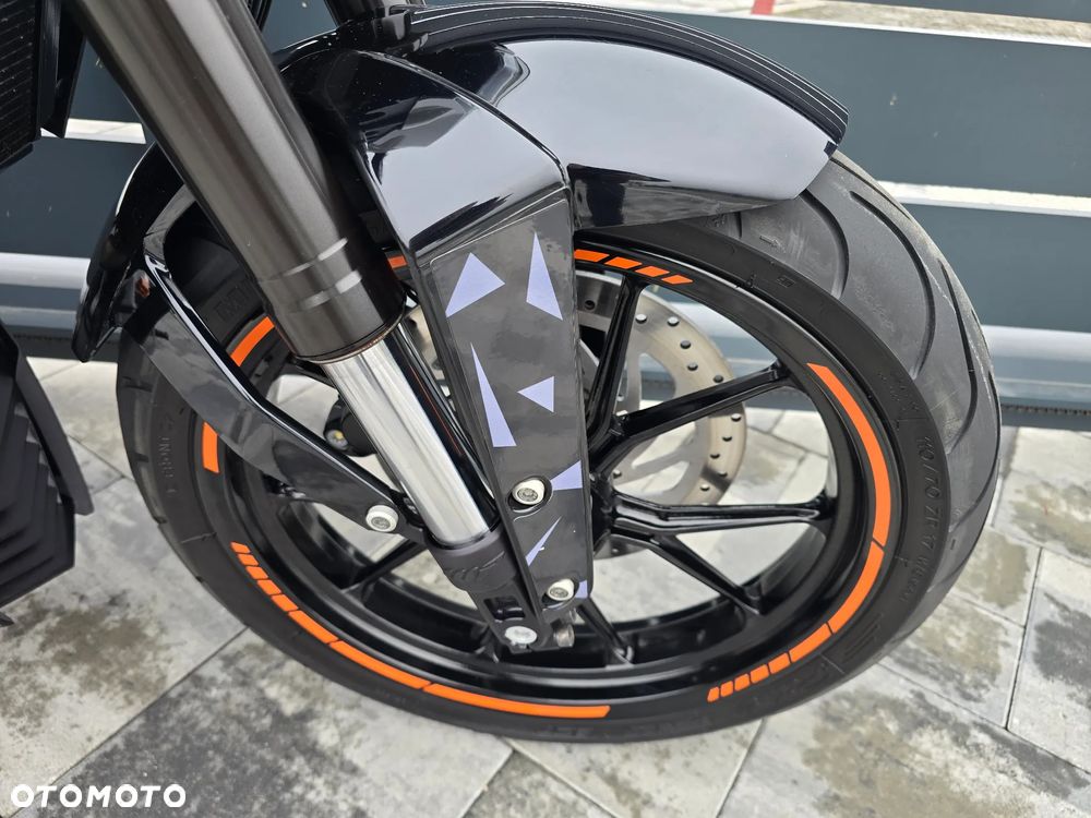 KTM Duke - 11