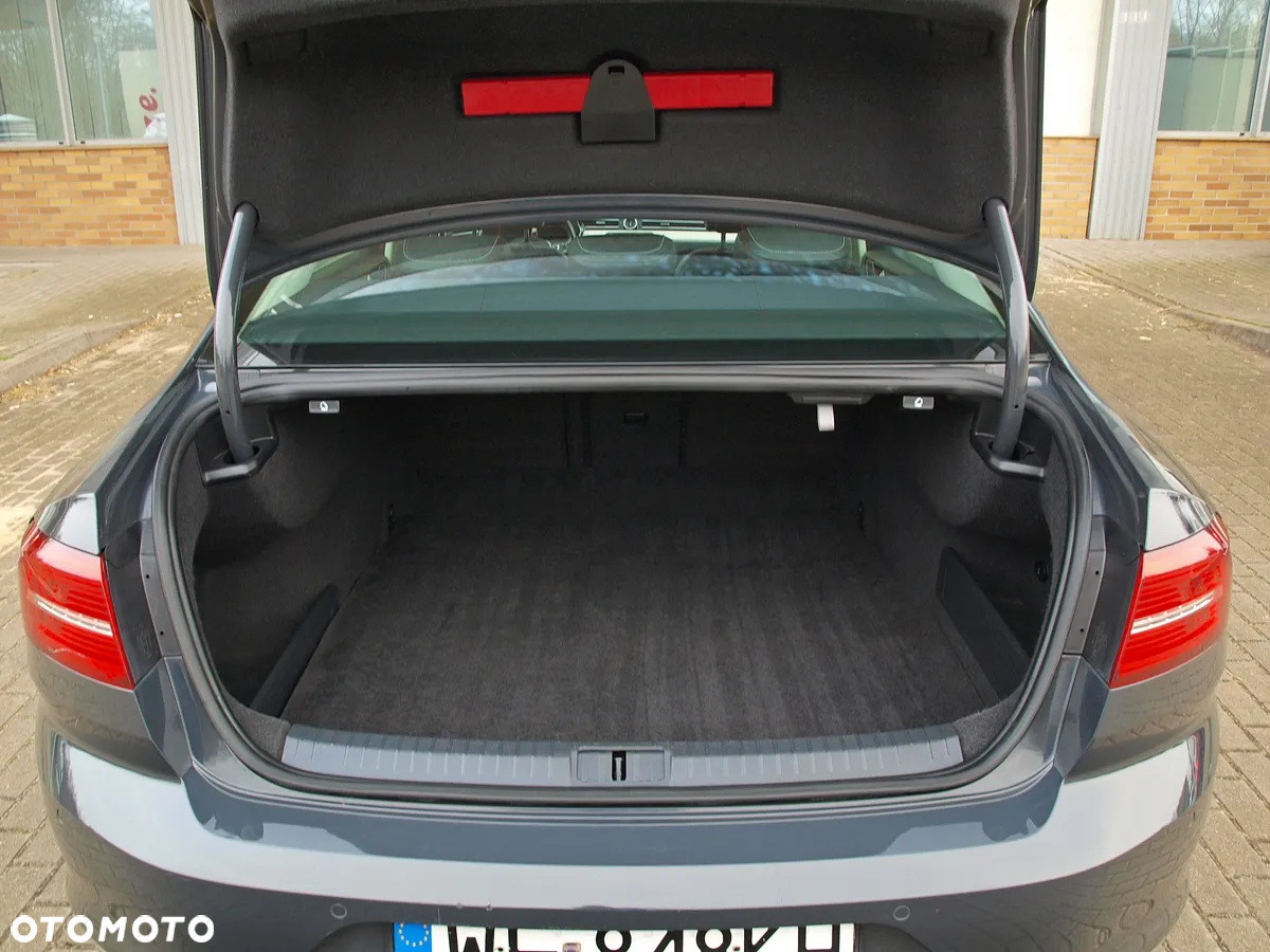 Volkswagen Passat 1.8 TSI BMT Highline - 17