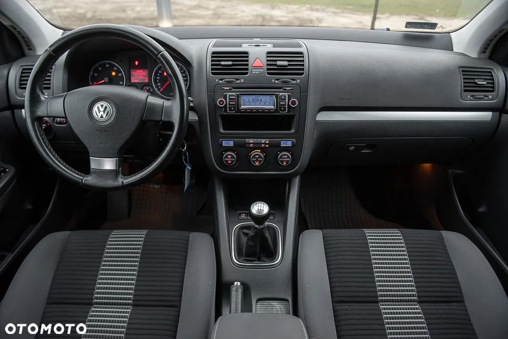 Volkswagen Golf 1.4 TSI Comfortline - 6