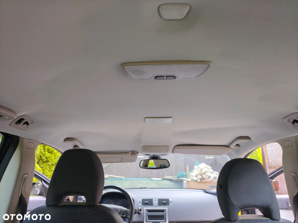 Volvo V50 1.8 - 17