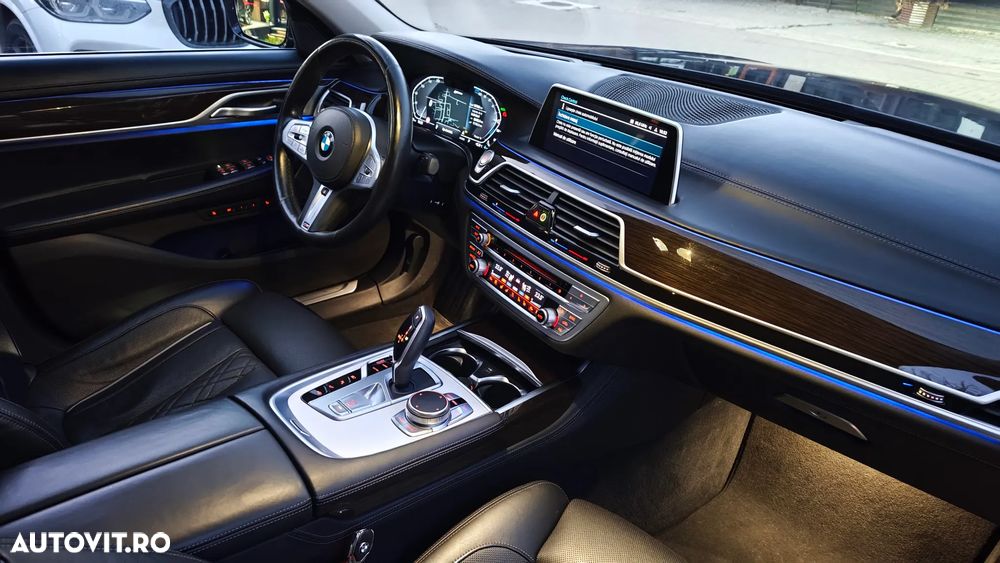 BMW Seria 7 745Le xDrive AT PHEV - 16