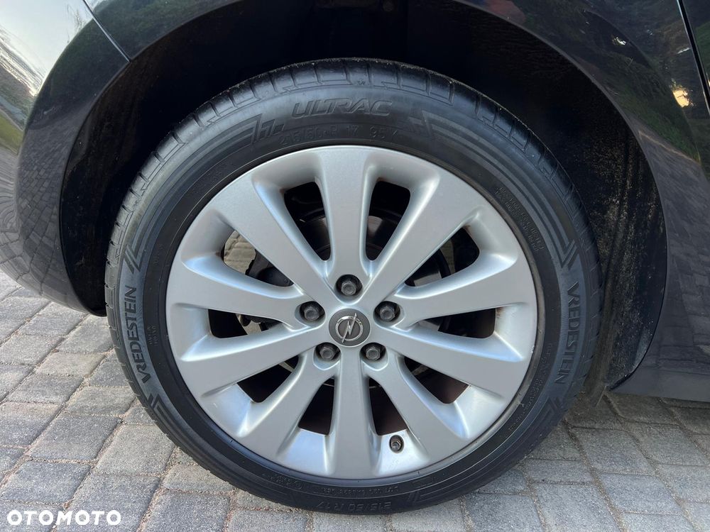 Opel Astra 1.4 Turbo Active - 11