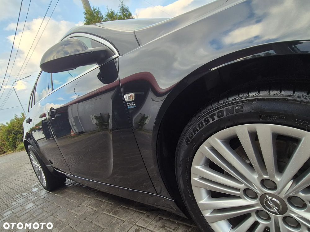 Opel Insignia 2.0 T Cosmo 4x4 S&S - 23