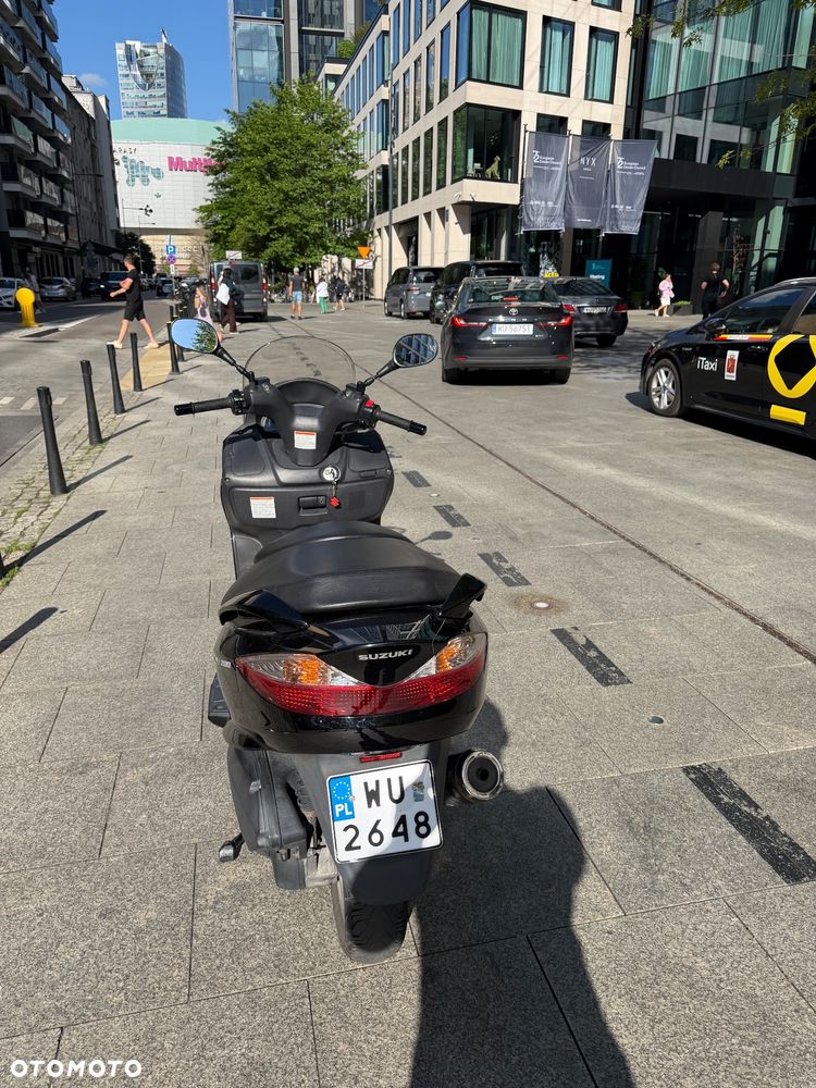 Suzuki Burgman - 7