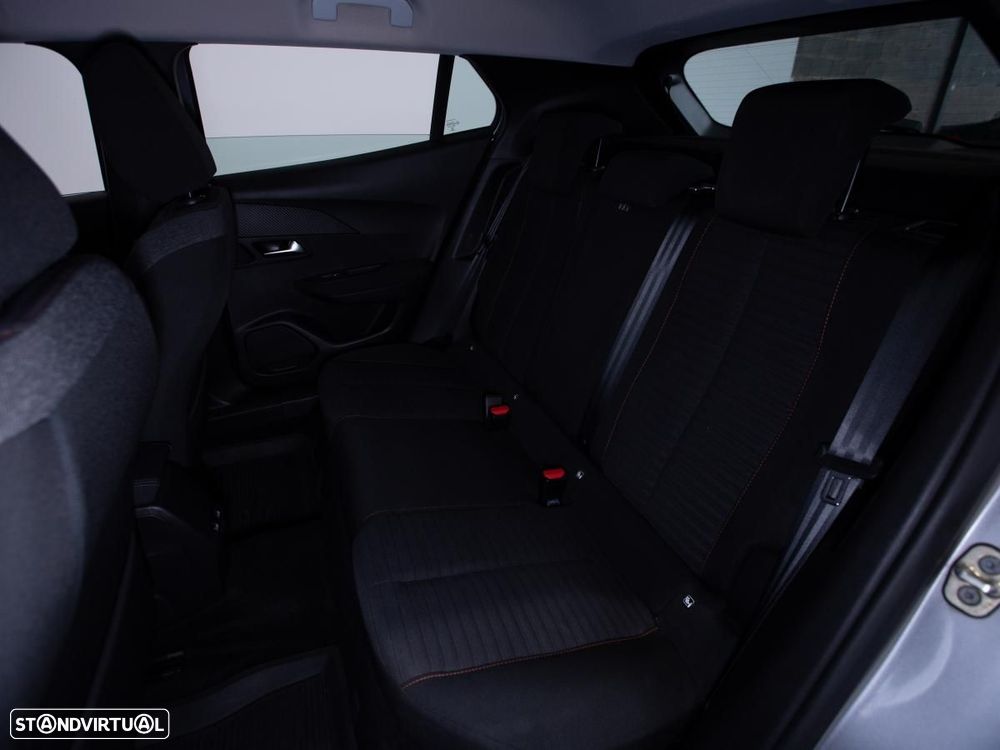 Peugeot e-2008 50 kWh Active - 10