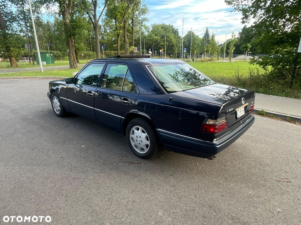 Mercedes-Benz W124 (1984-1993) - 3
