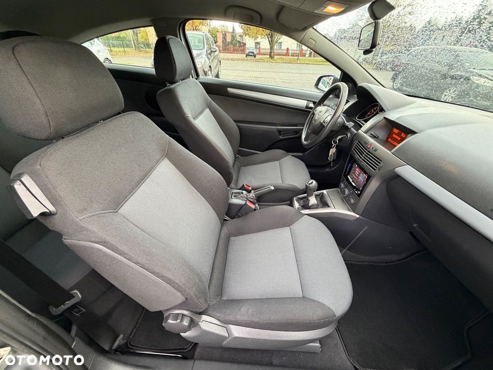 Opel Astra 1.6 Catch me - 20
