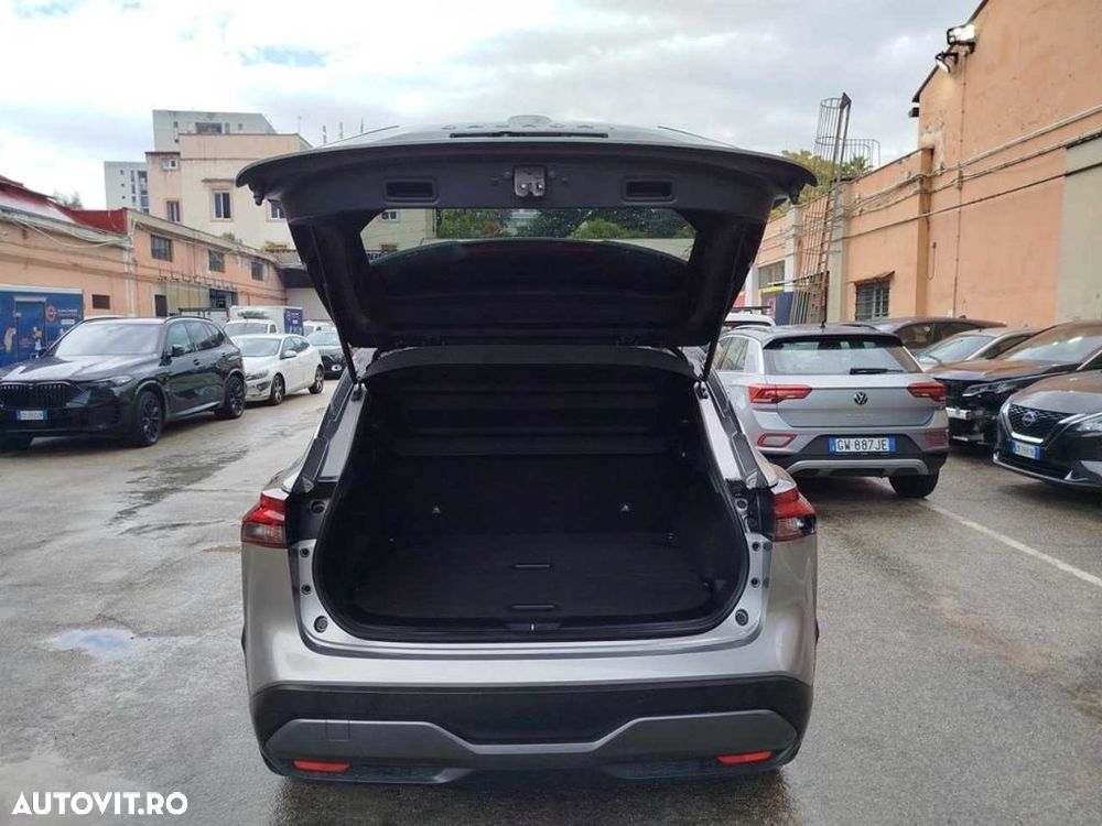 Nissan Qashqai 1.3 DIG-T N-CONNECTA - 28