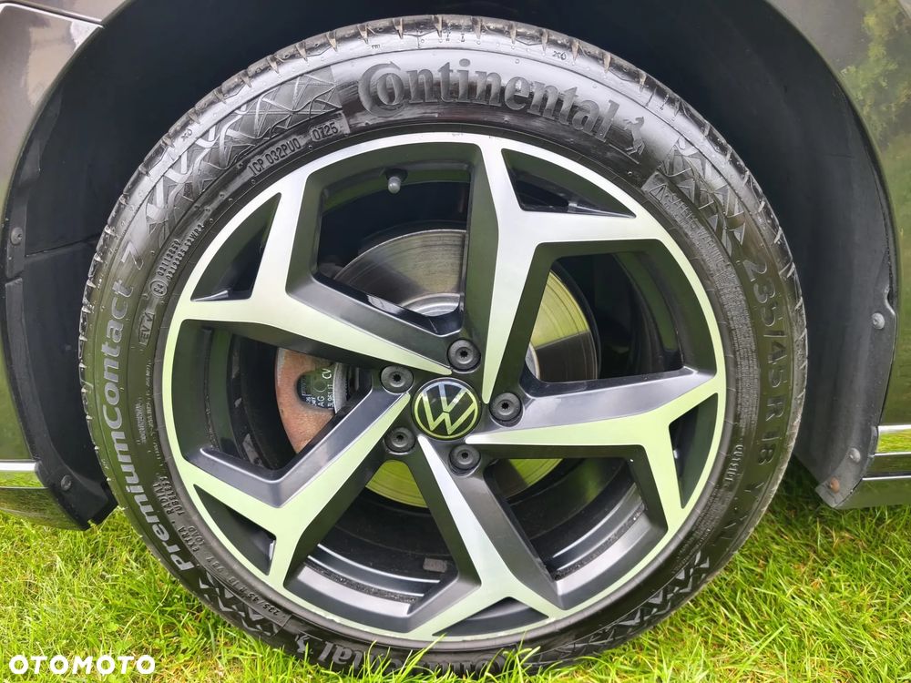 Volkswagen Passat 2.0 TSI Elegance DSG - 12
