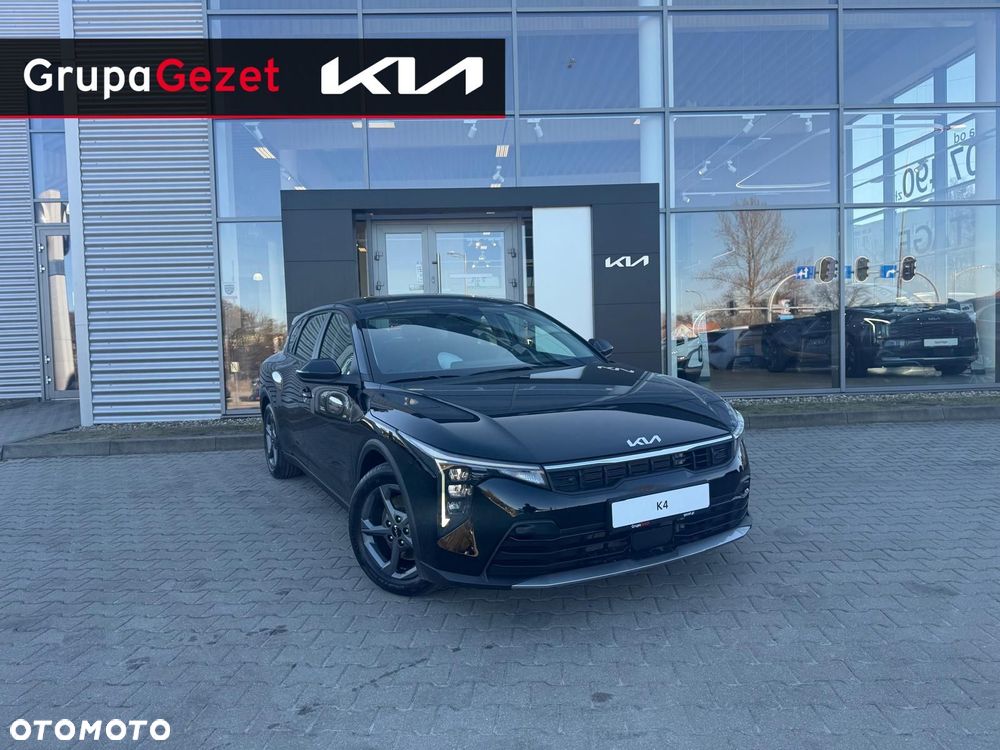 Kia K4 - 1
