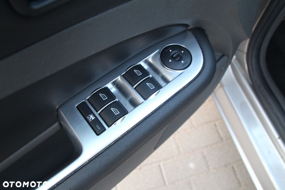 Ford Focus 2.0 TDCi DPF Titanium - 26