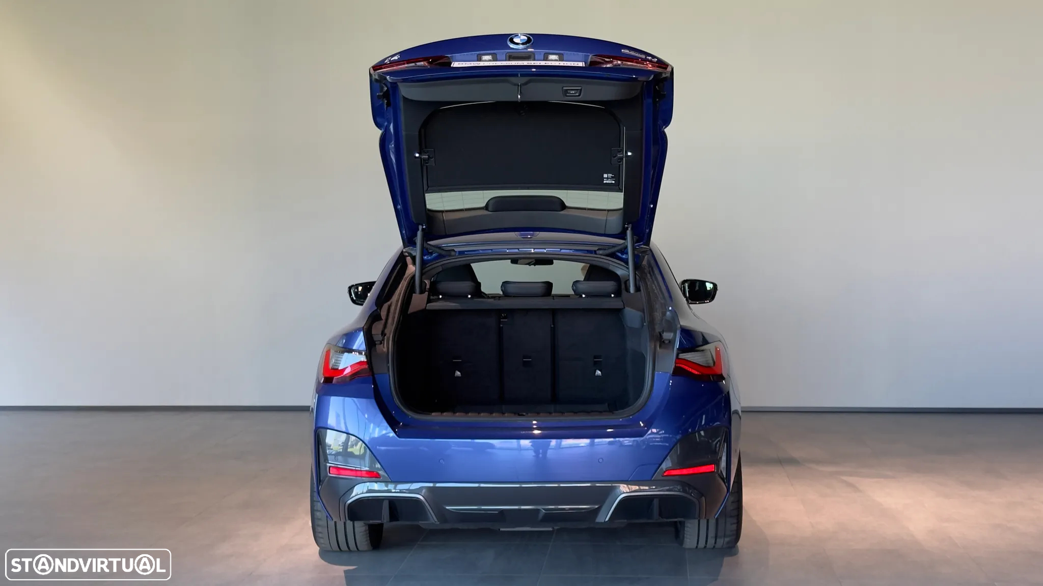 BMW i4 eDrive40 Pack Desportivo M - 24