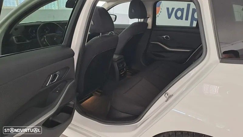 BMW 320 e Auto - 14