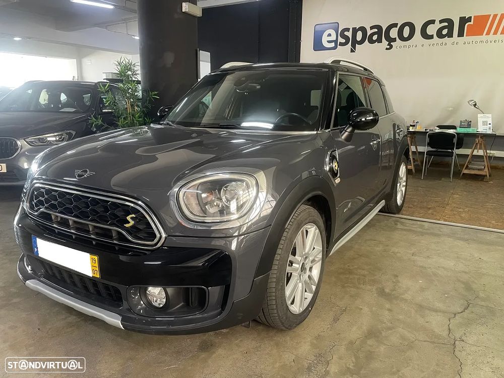 MINI Countryman Cooper SE ALL4 Auto - 1