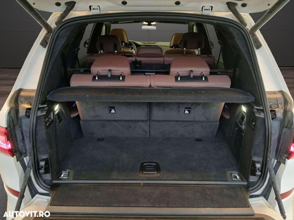 BMW X7 xDrive40d - 12