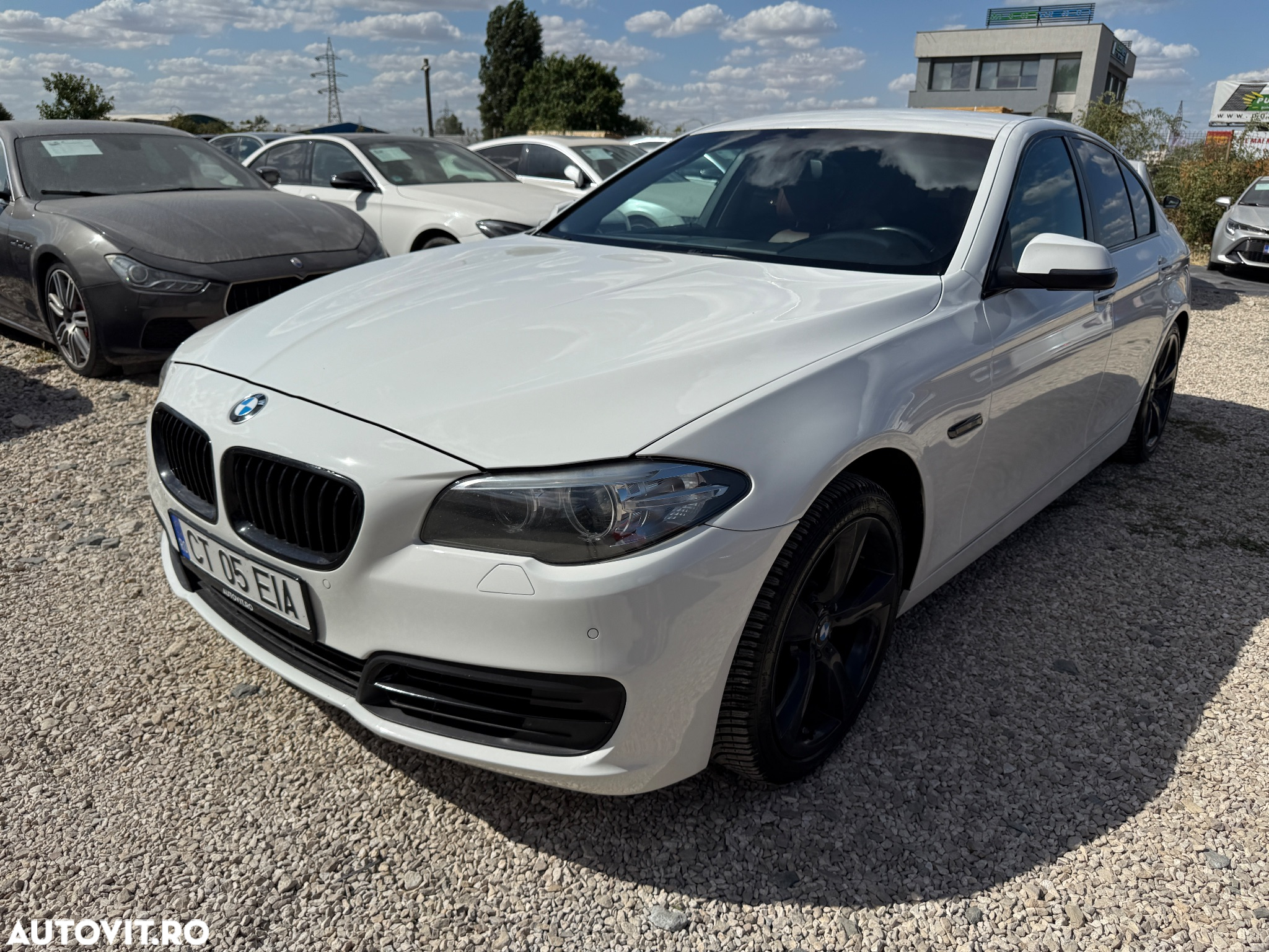 BMW Seria 5 520d xDrive Aut. Luxury Line - 11
