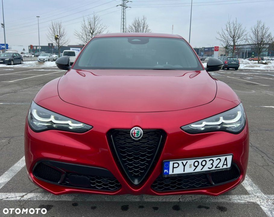 Alfa Romeo Stelvio - 4