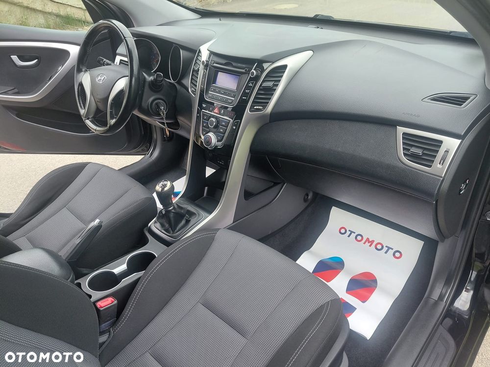 Hyundai i30 blue 1.6 GDI Style - 6
