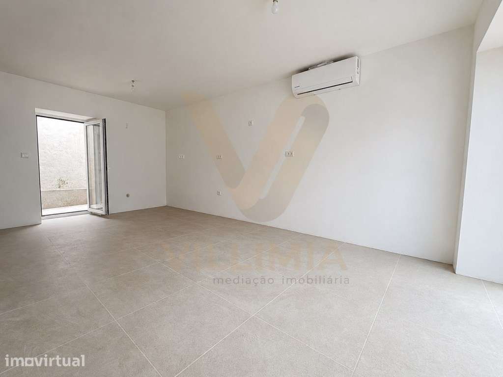 Moradia T2 | Paredes de Coura - Grande imagem: 3/27