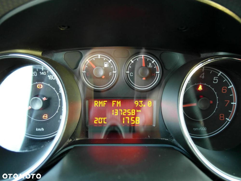 Fiat Bravo 1.4 T-Jet 16V Street - 31