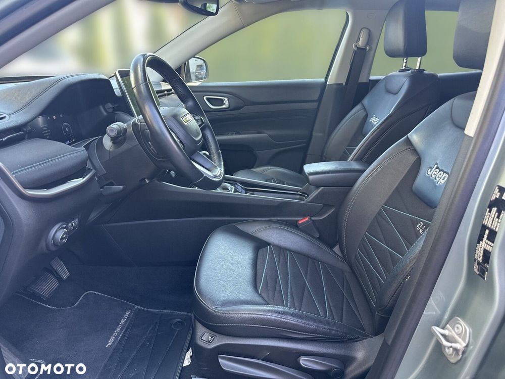 Jeep Compass - 12
