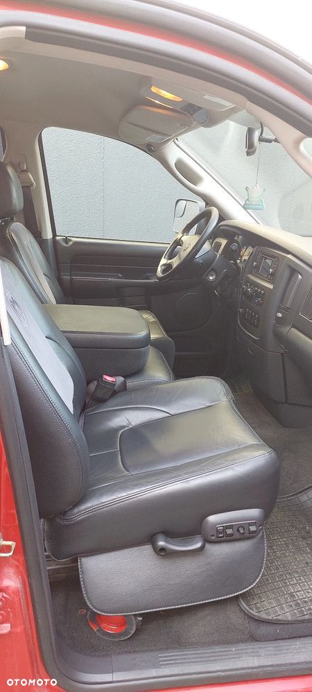 Dodge RAM 1500 5.7 4WD HEMI - 26