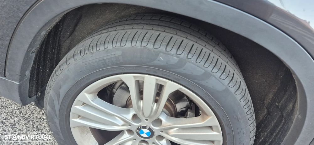 BMW X5 25 d sDrive Comfort 7L - 5