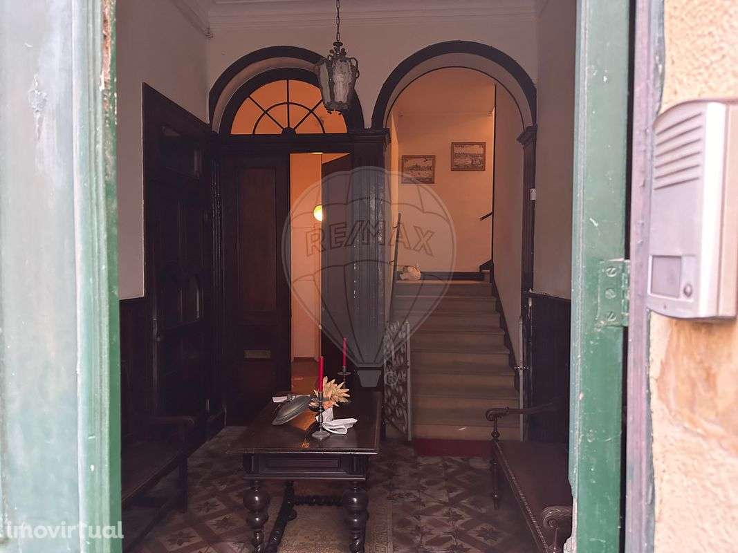 Moradia T4 para venda - Grande imagem: 2/17