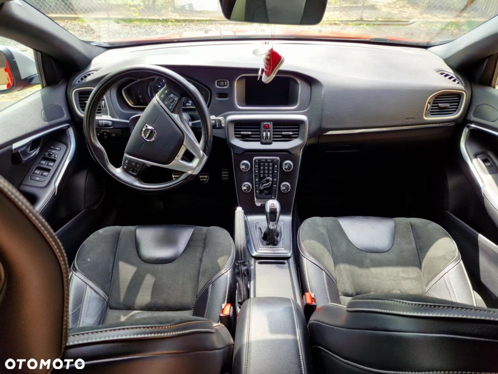 Volvo V40 T3 Drive-E Summum - 12