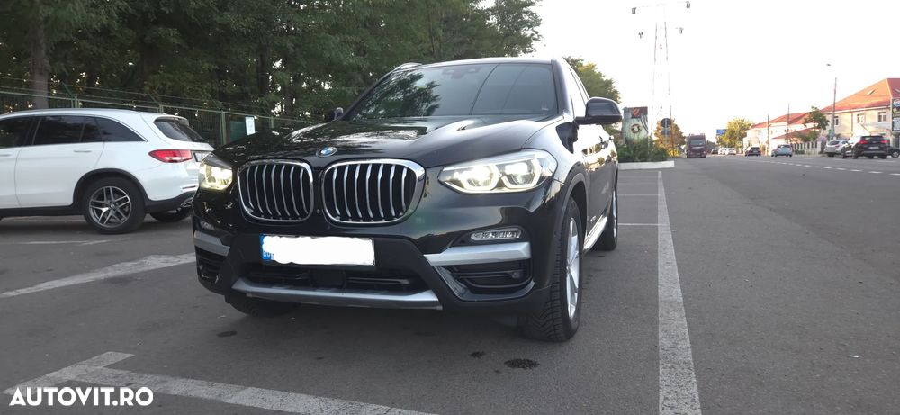 BMW X3 xDrive20d AT Luxury Line - 9