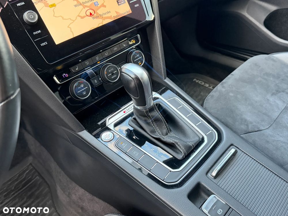Volkswagen Arteon 2.0 TDI 4Motion SCR R-Line DSG - 23