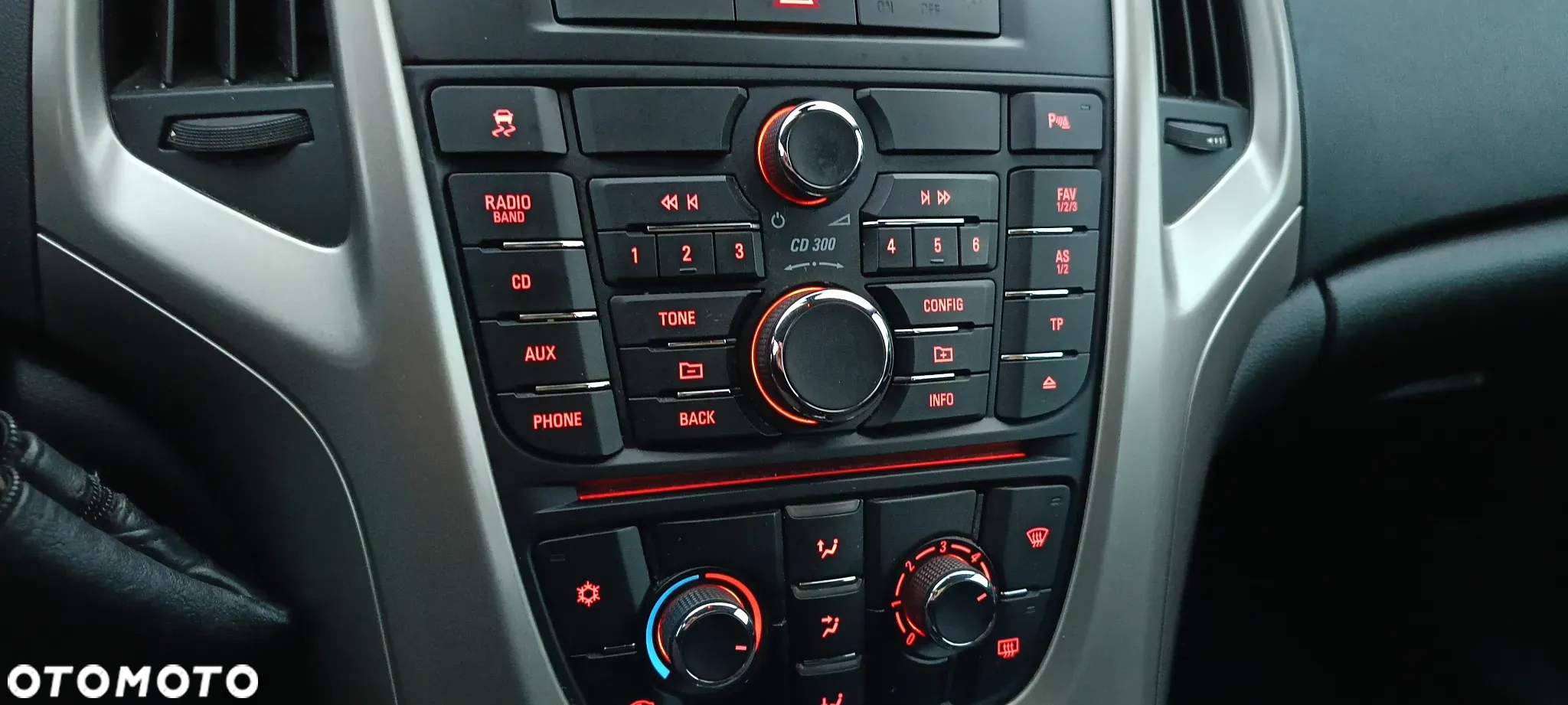 Opel Astra 1.4 Turbo Color Edition - 12