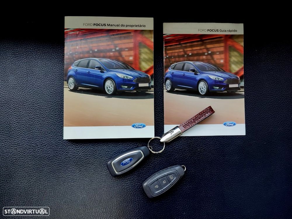 Ford Focus SW 1.0 EcoBoost Titanium - 12