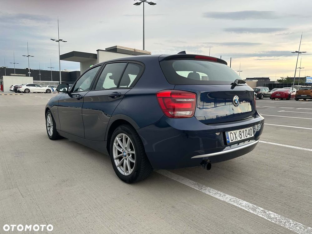BMW Seria 1 118i Sport Line - 6