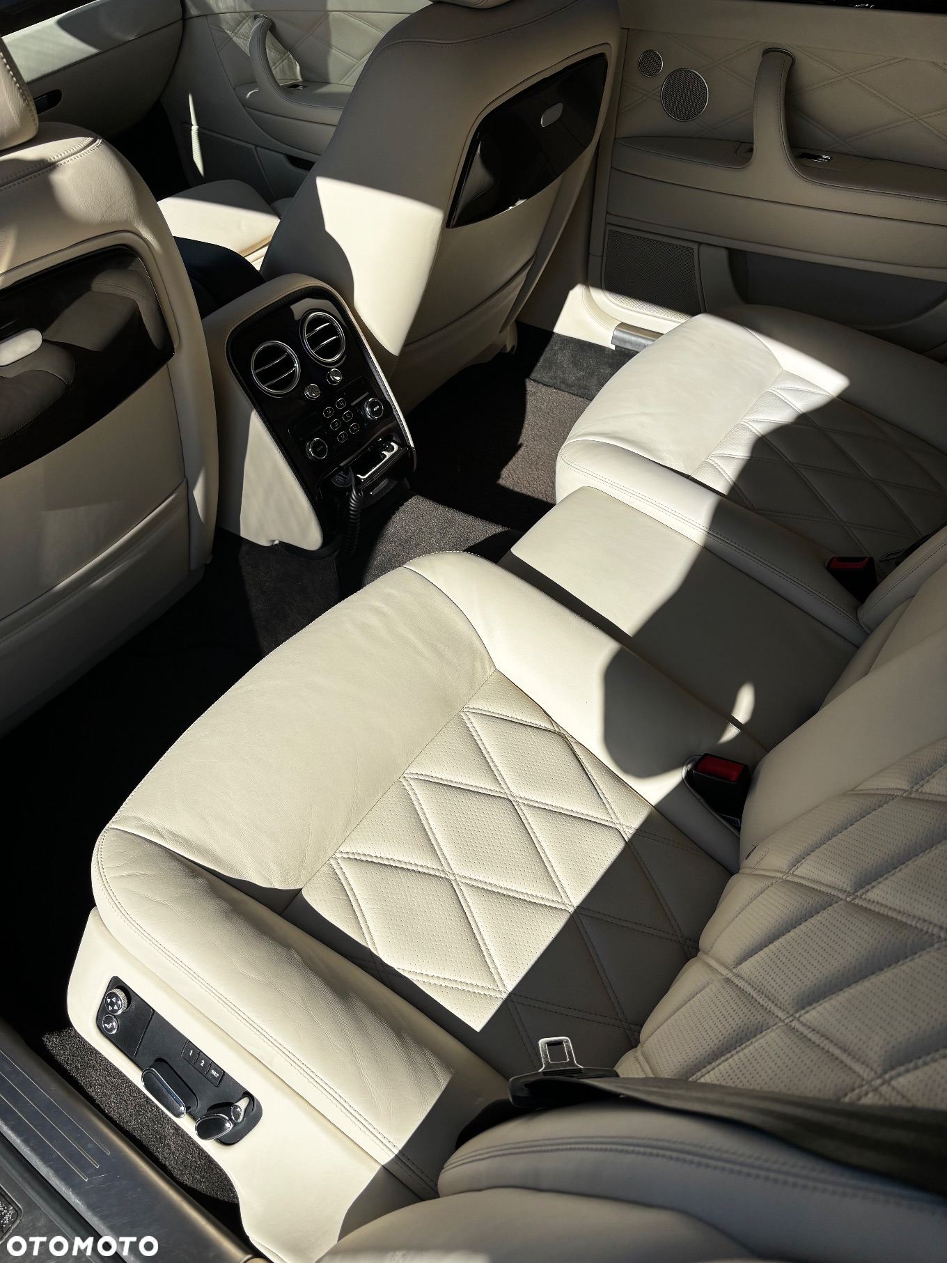 Bentley Flying Spur Continental Speed - 16