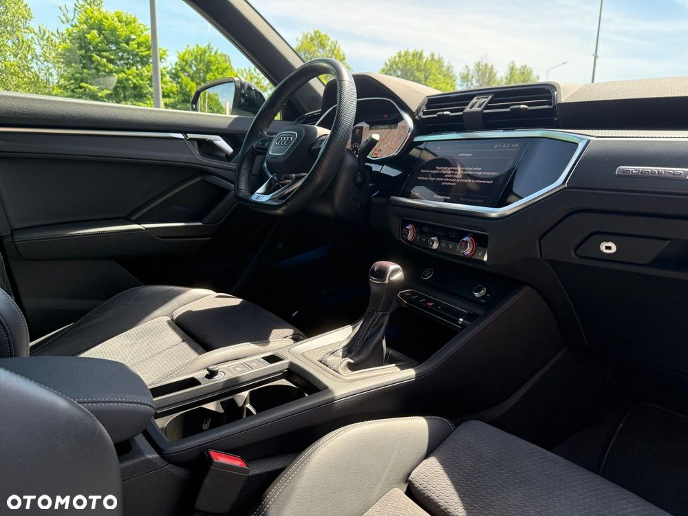 Audi Q3 Sportback 40 TFSI Quattro S-Line S tronic - 32