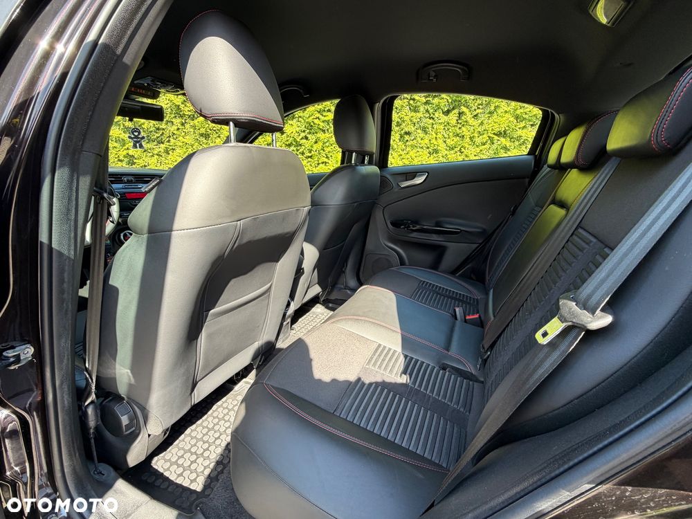 Alfa Romeo Giulietta 1.4 TB MultiAir Distinctive - 30
